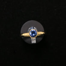 Load image into Gallery viewer, 22k Gold Blue Sapphire Ring - Size 6.5