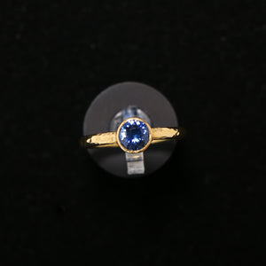 22k Gold Blue Sapphire Ring - Size 6.5